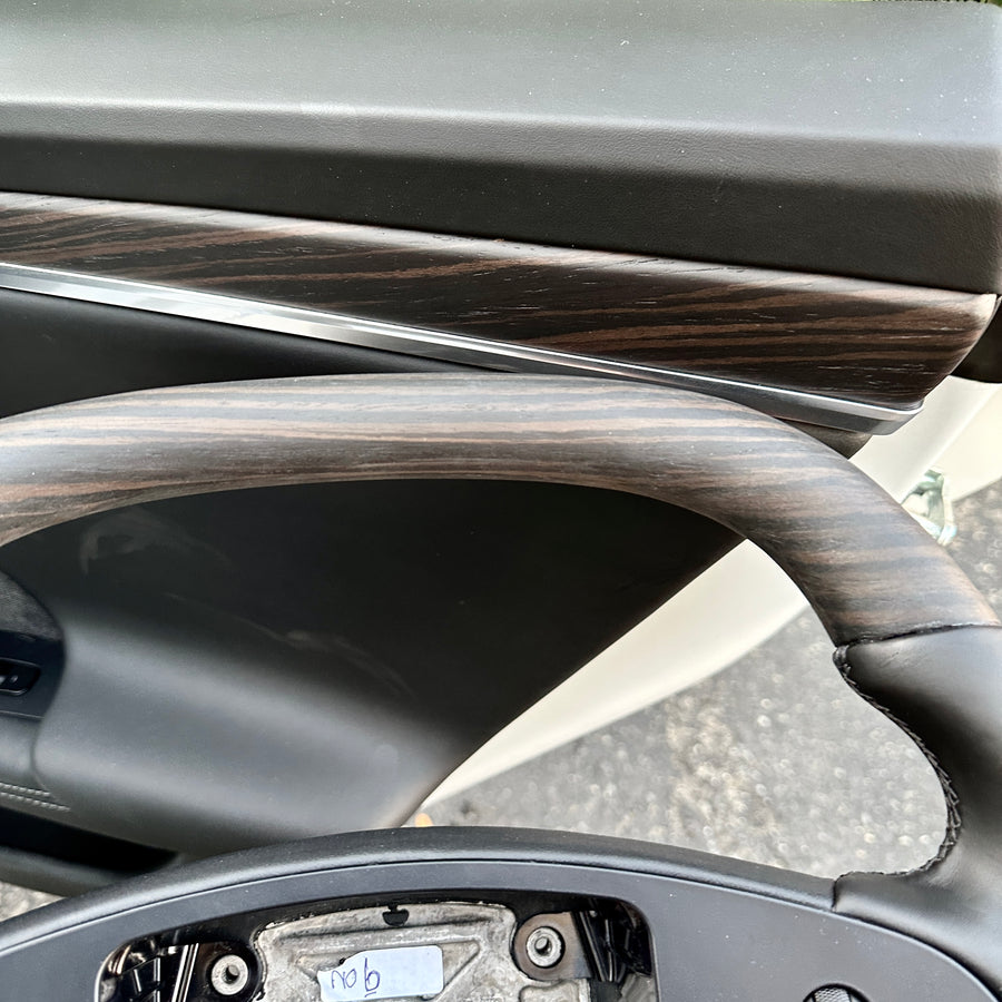 2021+ | Model S & X Yoke Round Sport Steering Wheel - Full Leather & Heated