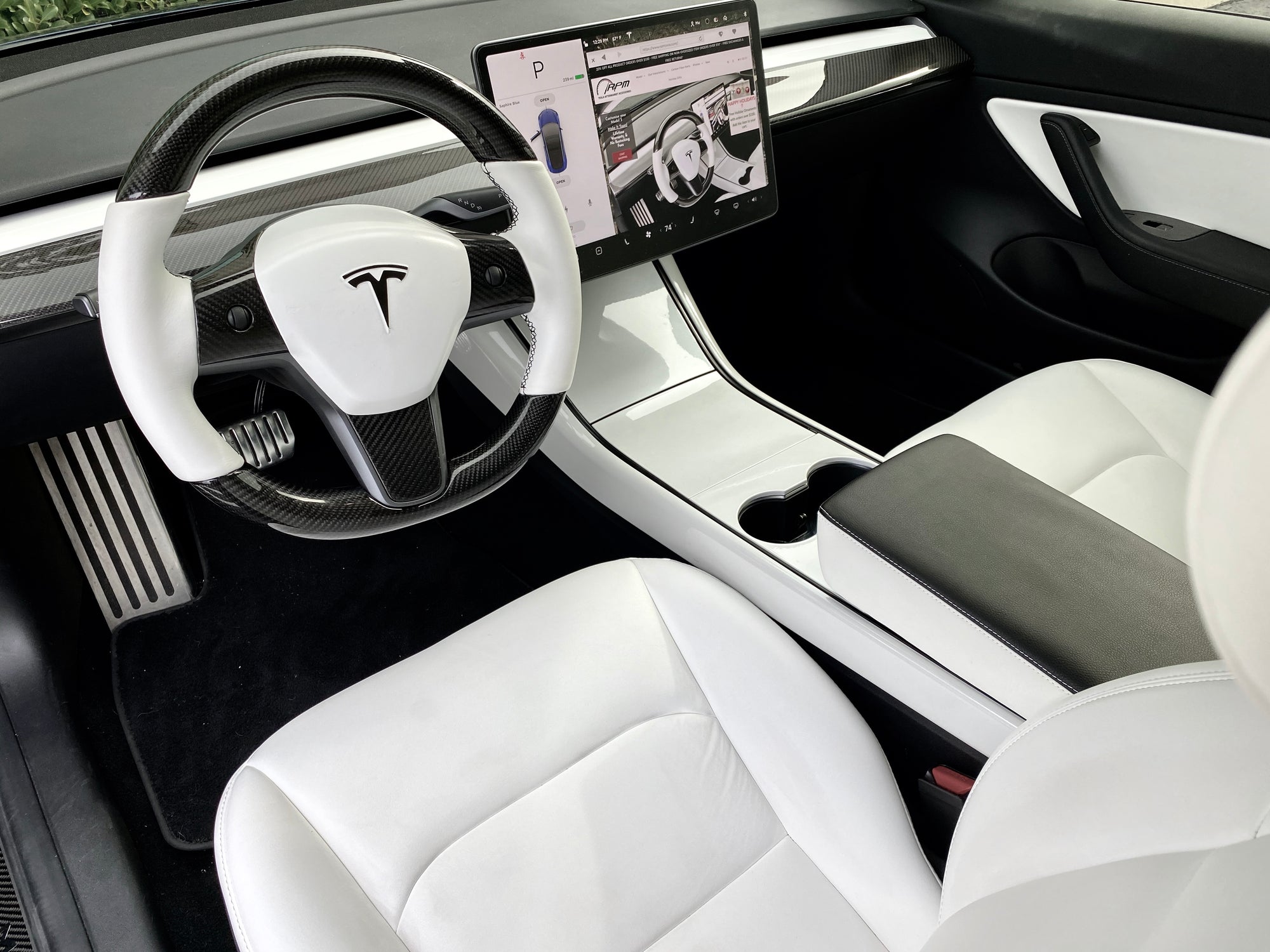 Model 3 &amp; Y Real Leather Armrest Covers (Gen. 1 &amp; 2)