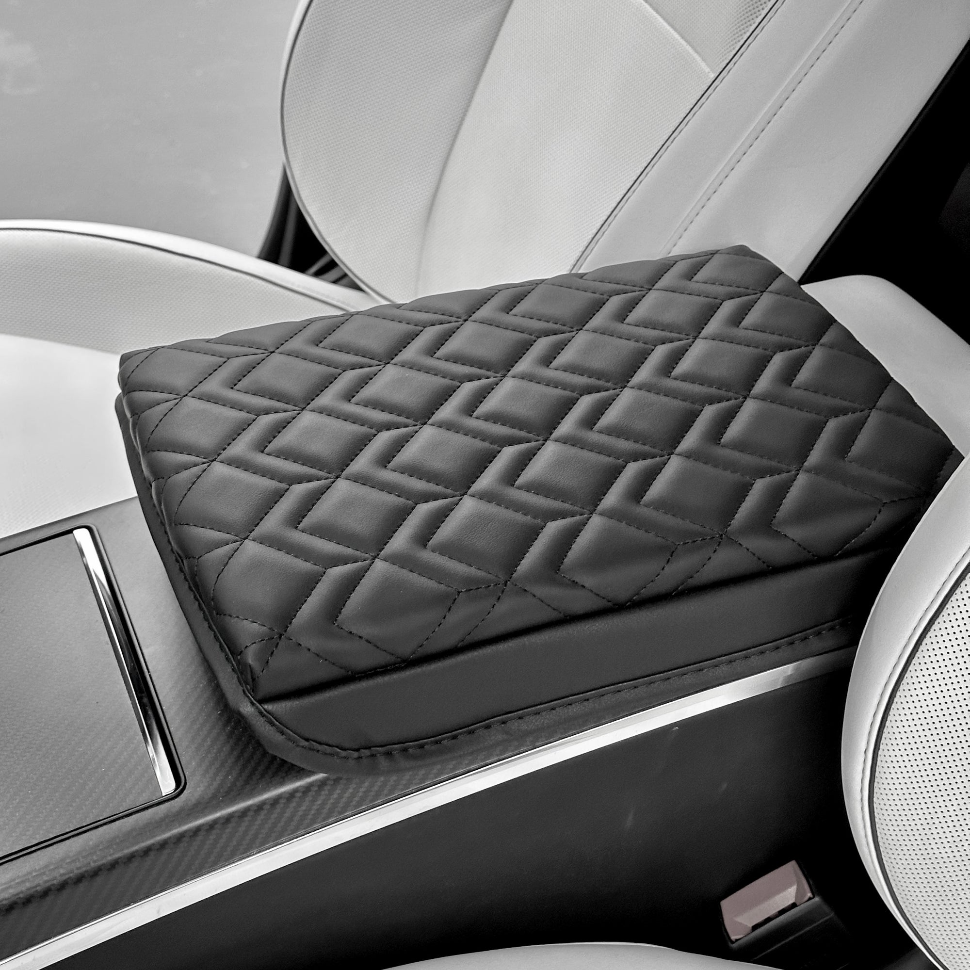 2021+ | Model S &amp; X Padded Armrest Cover