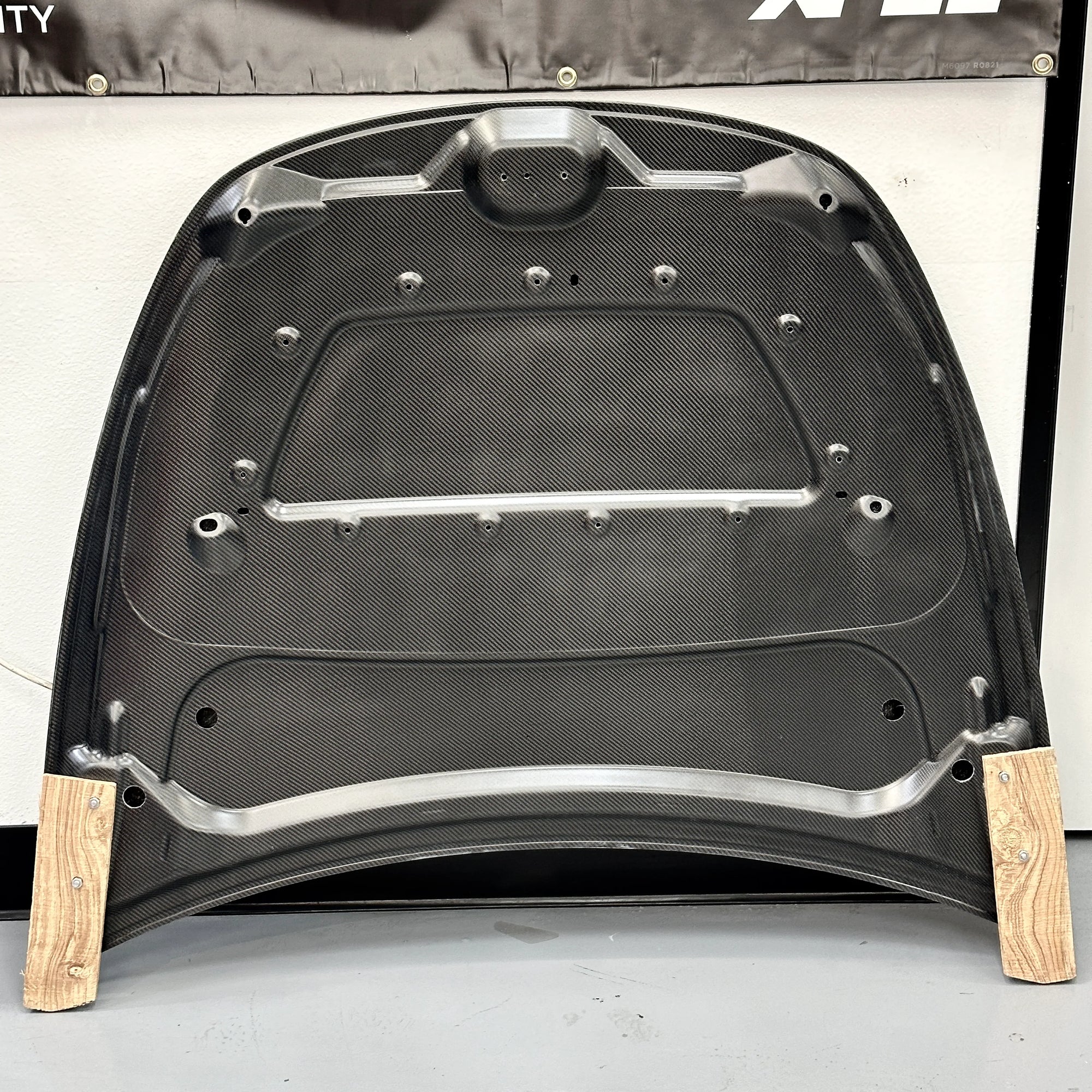 2020-2024 | Model Y Viento Robot Hood - Dual Layer with Xpel Clear Bra- Real Molded Carbon Fiber