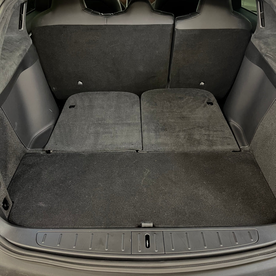 Model X Cargo Bay Holding Net