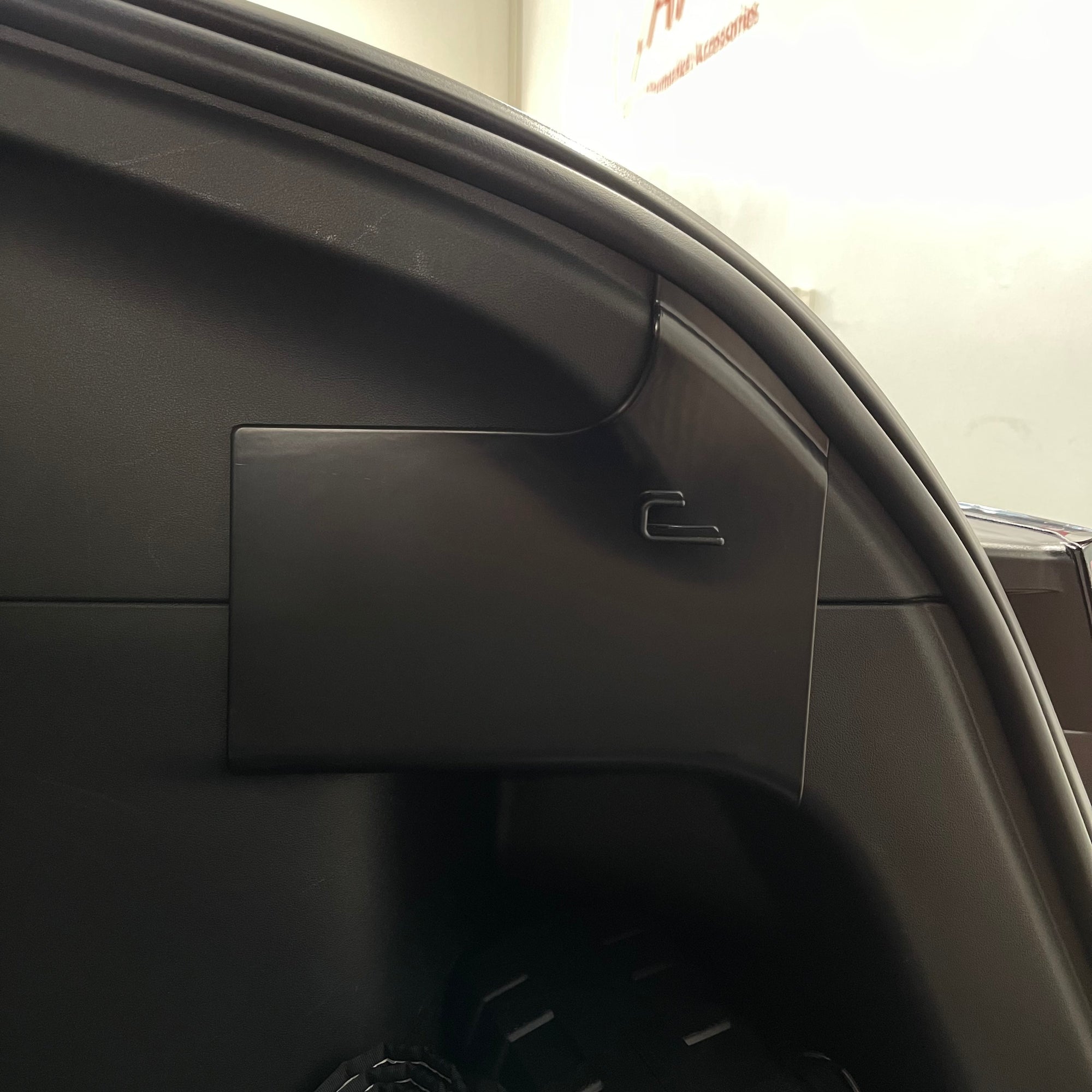 2020-2023 | Model Y Retractable Cargo Bay Cover Utility Shelf