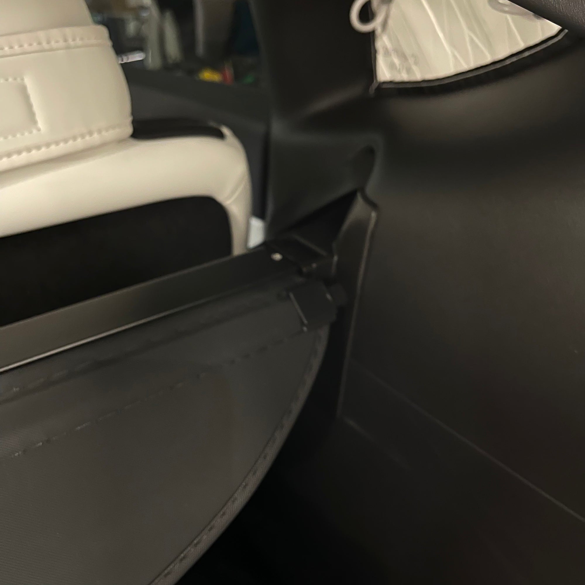 2020-2023 | Model Y Retractable Cargo Bay Cover Utility Shelf