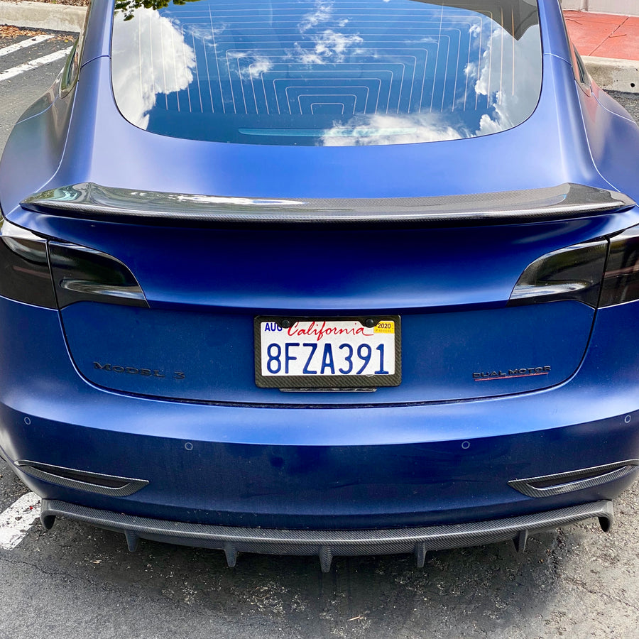 Model 3 Jupiter V-Style Spoiler - Real Molded Carbon Fiber