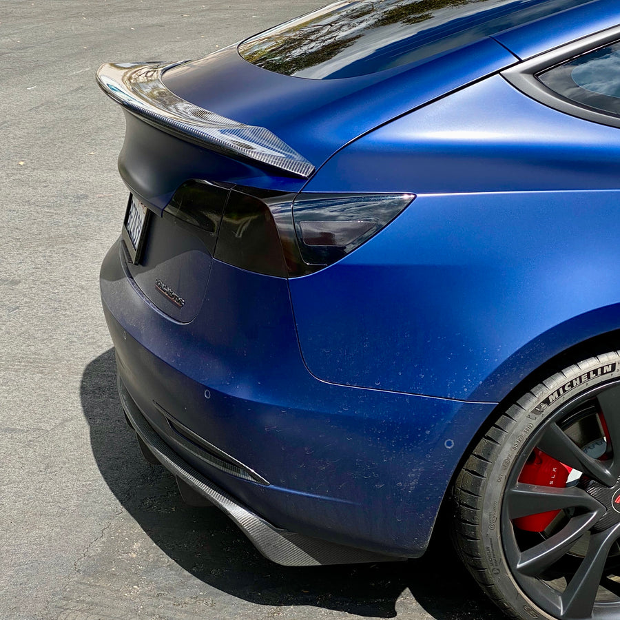 Model 3 Jupiter V-Style Spoiler - Real Molded Carbon Fiber