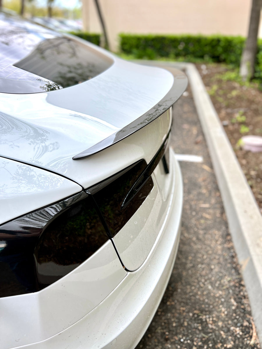 Model S Plaid Performance Spoiler - Real Molded Carbon Fiber