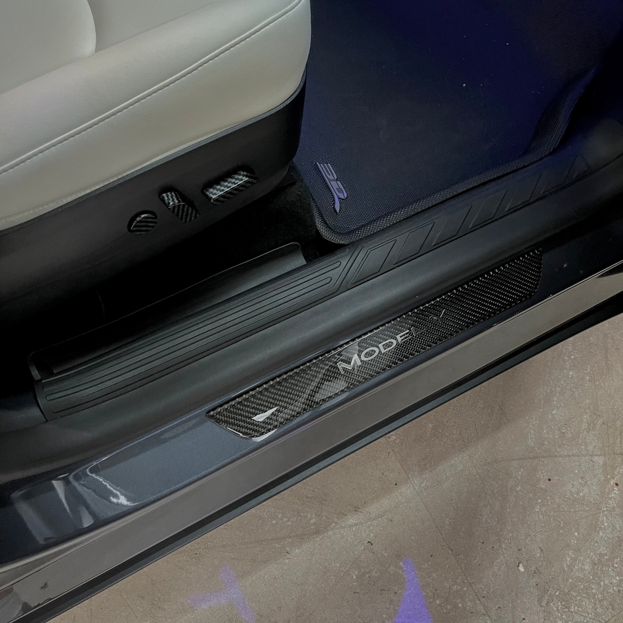2020-2024 | Model Y Door Sill Covers (4 Pieces) - TPE Rubber