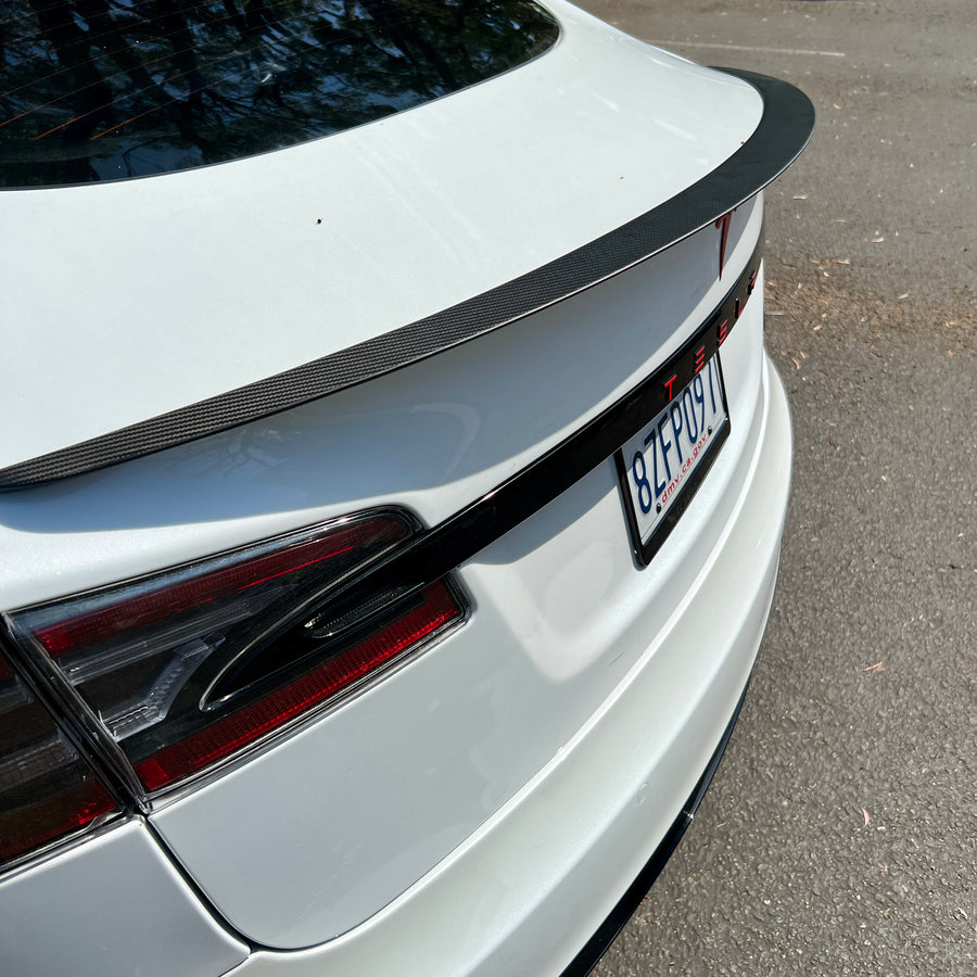 Model S Plaid Performance Spoiler - Real Molded Carbon Fiber