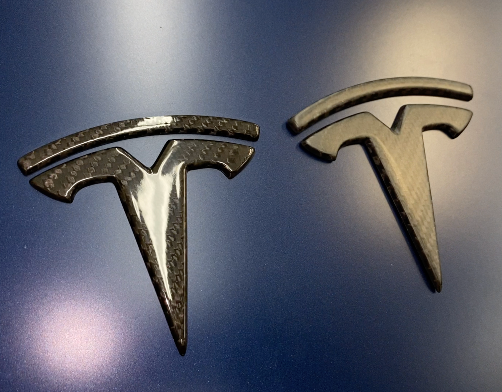 Tesla Model 3 Rear "T" Emblem Decal - Genuine 3M Vinyl Sticker (Avantelle)