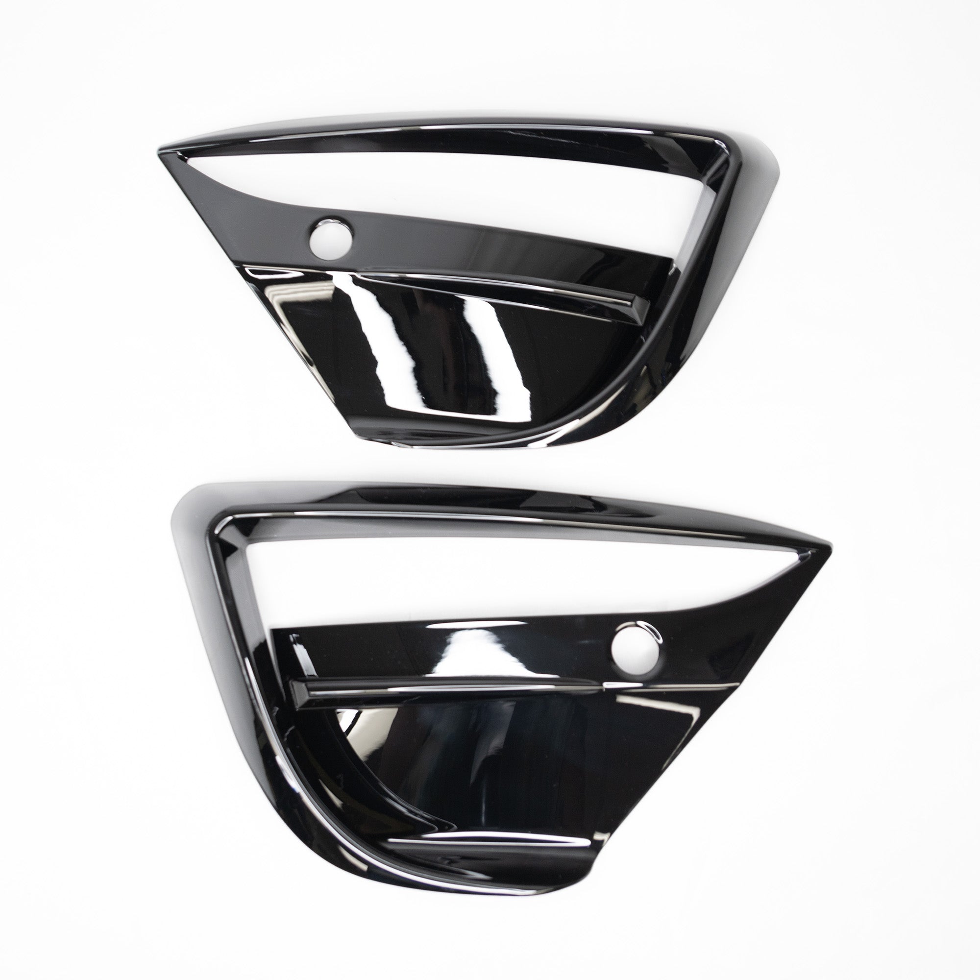 Model3BlackOutFogLights_1.jpg?