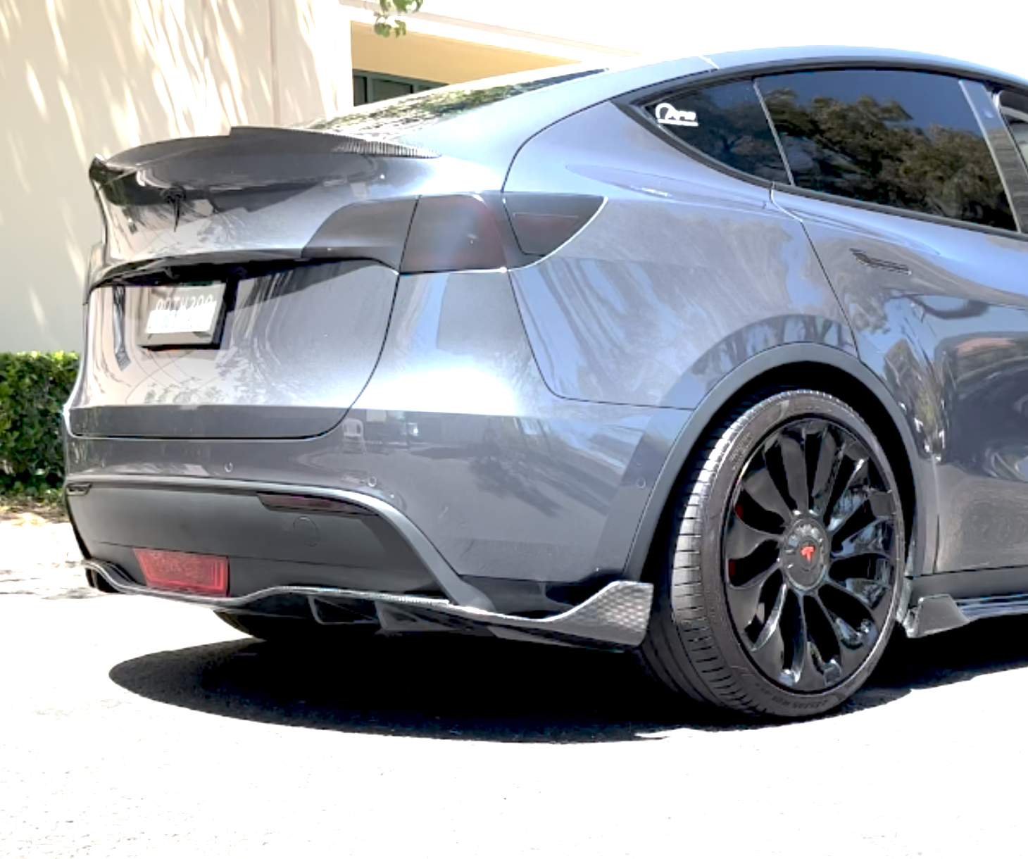 2020-2024 | Model Y Viento Rear Diffuser - Real Molded Carbon Fiber