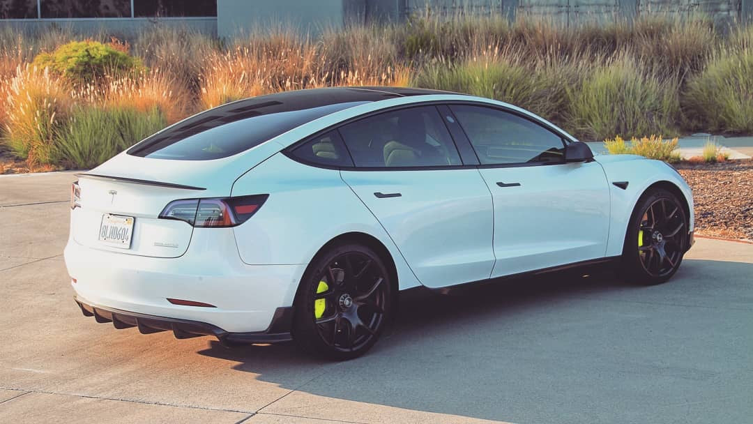 2017-2023 | Model 3 Razzo Aero Full Body Kit - Real Molded Carbon Fiber (6 to 8 Pieces)