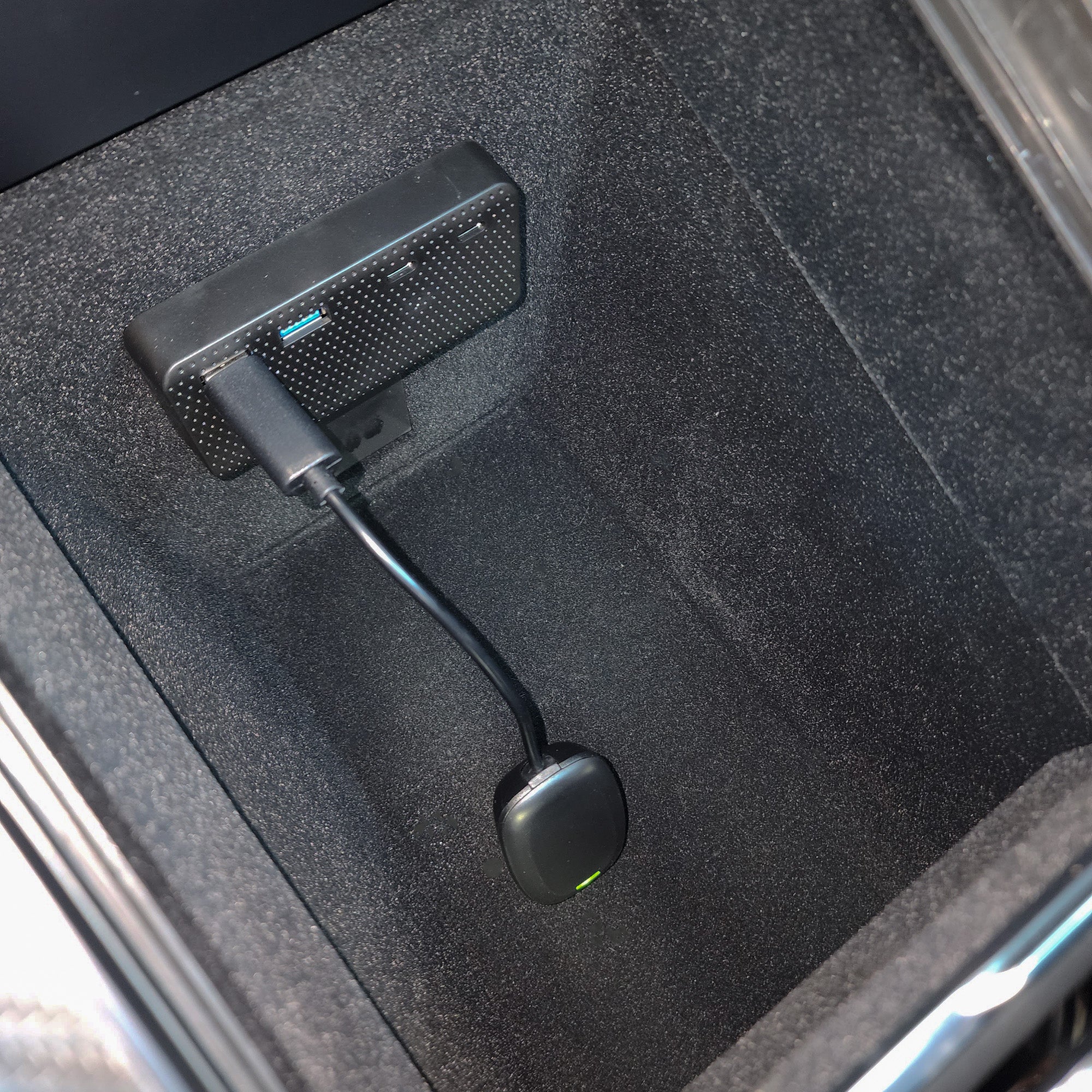 Model S3XY C Wireless Gaming Controller for your TESLA